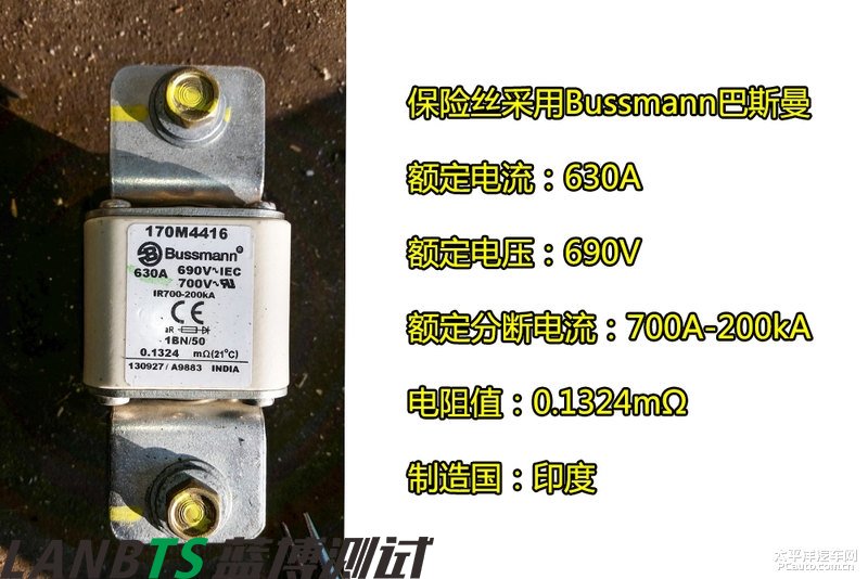 特斯拉電池板拆解：7000多節18650電池 密密麻麻